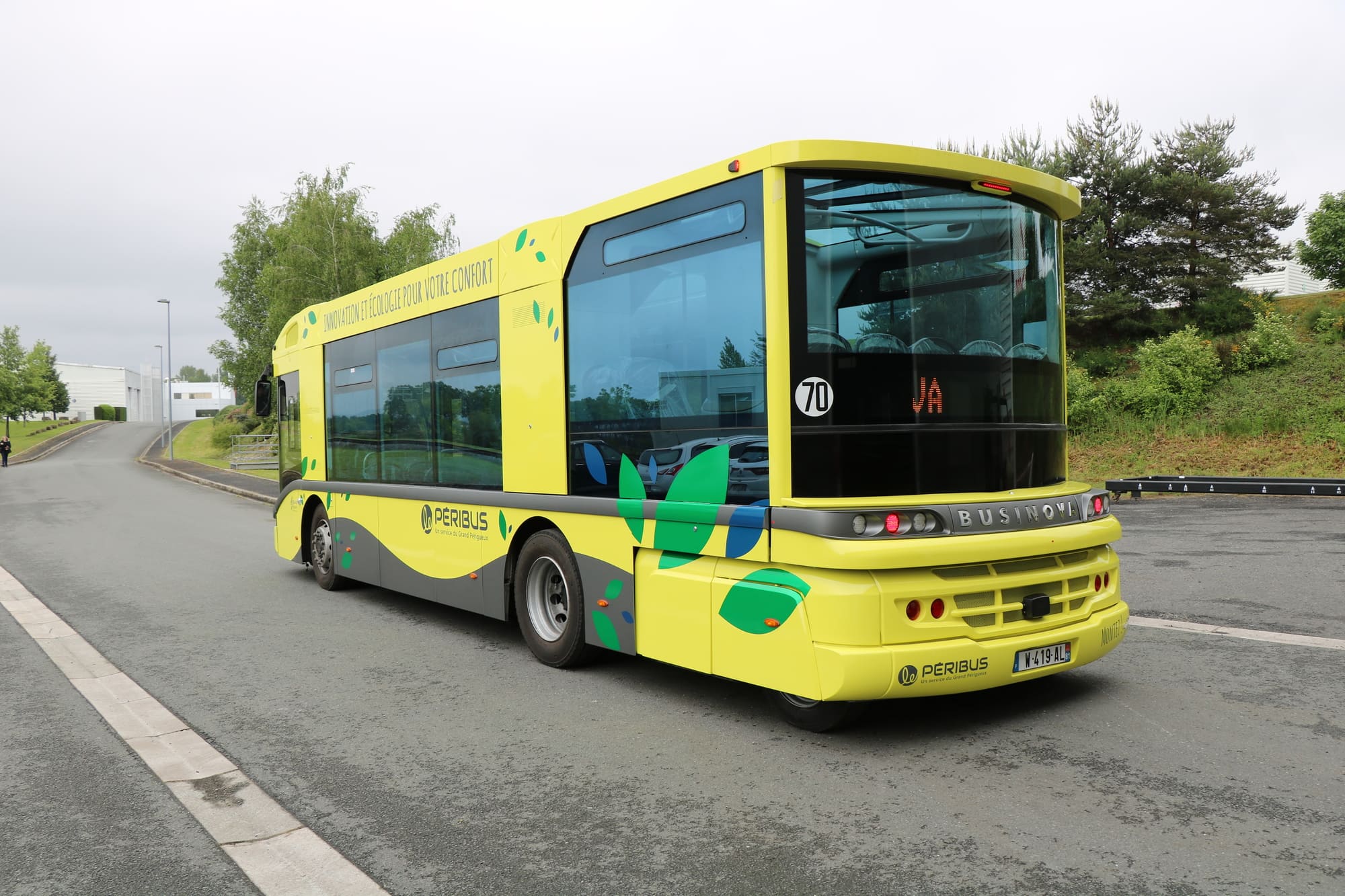 Bus Businova électrique hybride de l'agglomération de Périgueux
