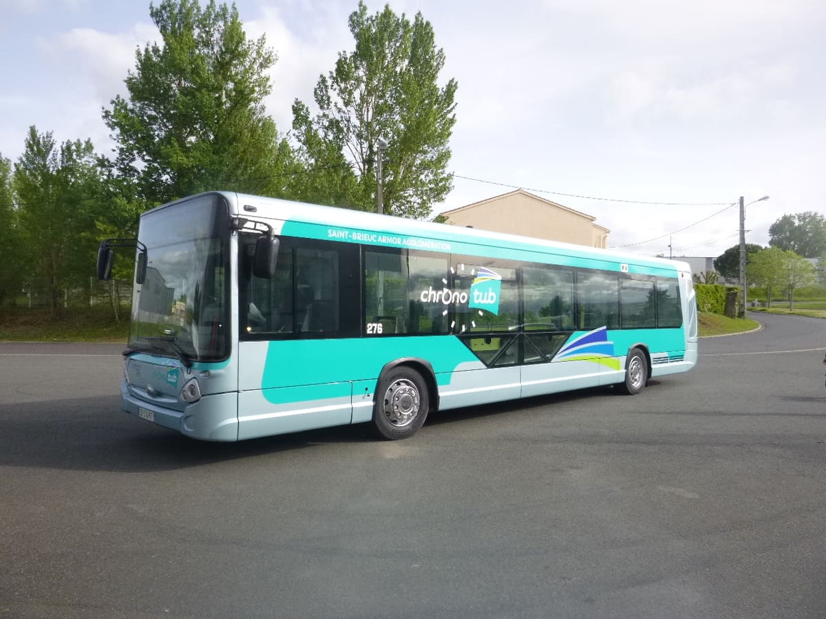 Bus de St-Brieuc rénové par SAFRA Rénovation