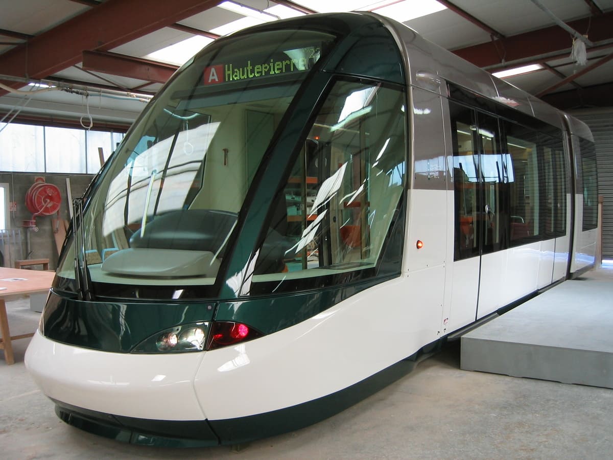 Tramway de Strasbourg rénové par SAFRA Rénovation